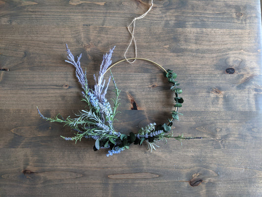 Decorate Your Home With This Totally Customizable Wreath